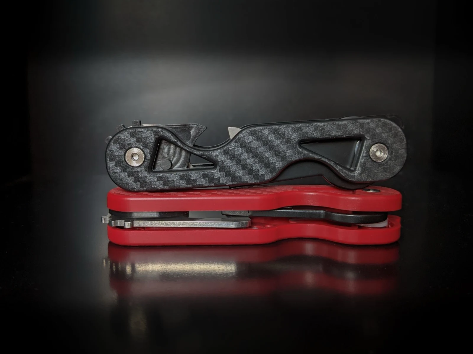 KEYBIRD — kompakter Schlüssel-Organizer aus Carbon